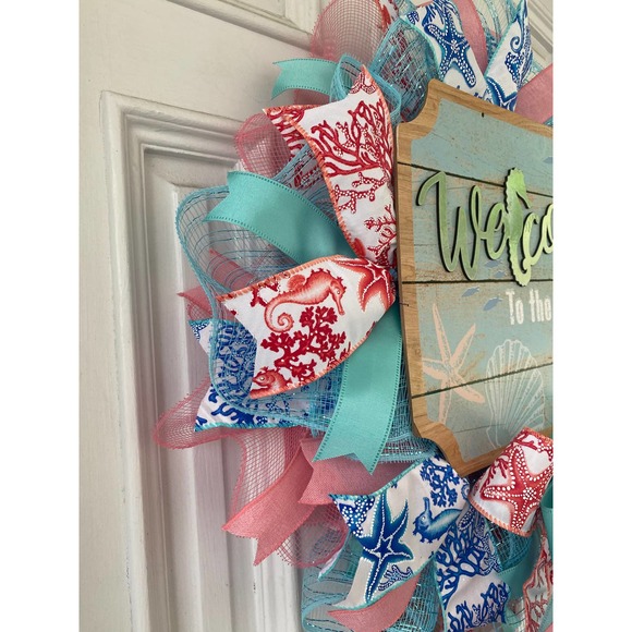 Welcome to the Beach Seahorse Deco Mesh Ribbon Wreath Door Hanger Home Decor - Picture 4 of 8